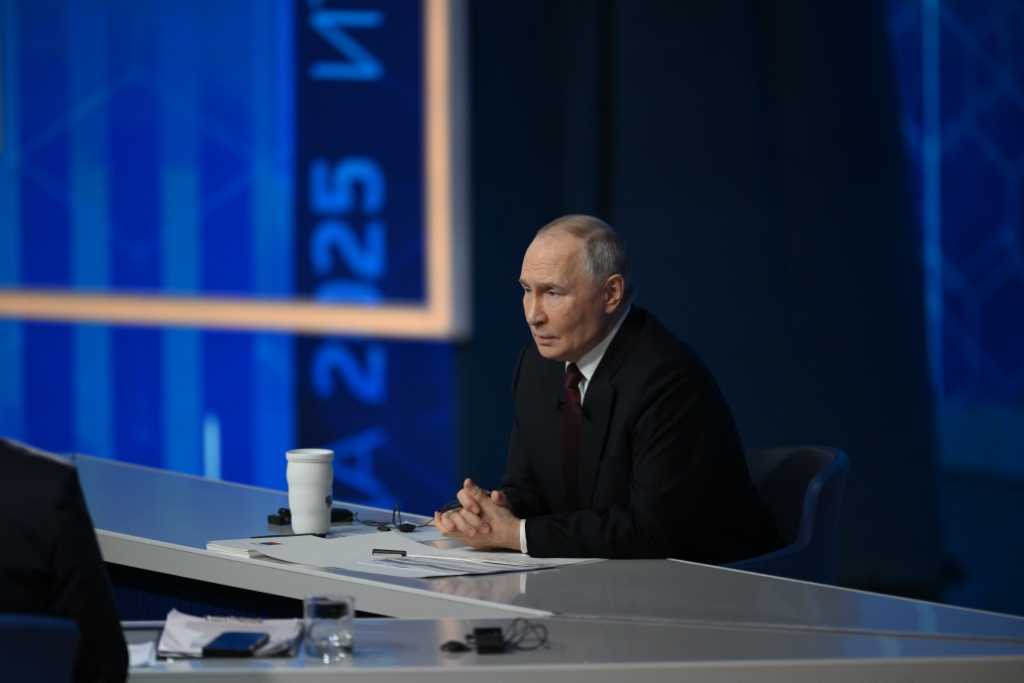 Глава Карелии обозначил важнейшие для региона направления работы по итогам прямой линии Президента России