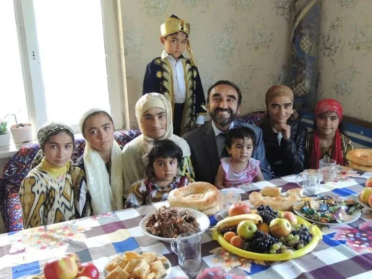 Мигранты несколько лет получали пособия на детей из бюджета России, проживая в Таджикистане