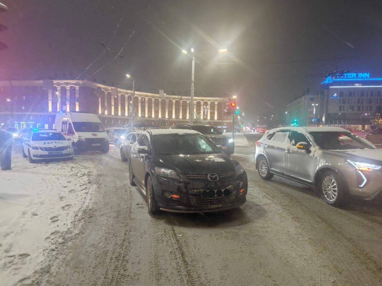 Водитель иномарки травмировал автоледи в центре Петрозаводска
