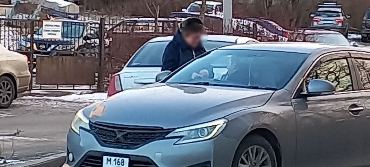 Подозрительных продавцов шуб заметили на улицах Петрозаводска