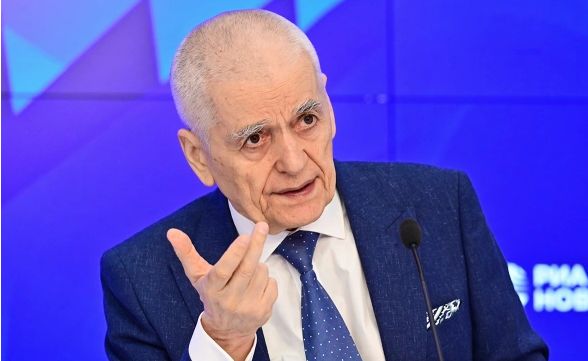 Академик Онищенко: в России пора ввести шестидневную рабочую неделю