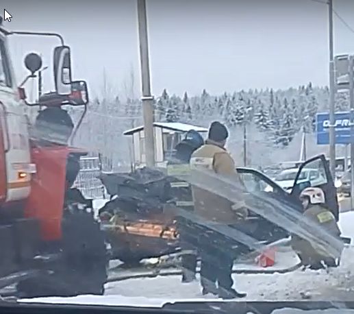 «Месиво»: спасатели работают на месте крупной аварии на Кукковке, где затруднен проезд