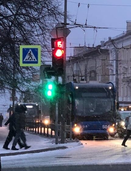 Троллейбусы намертво встали в центре Петрозаводска