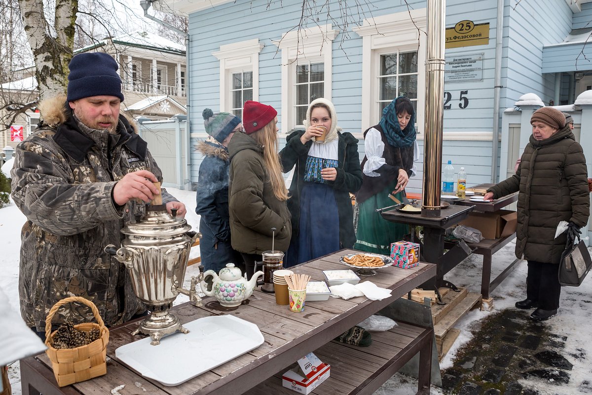 Тайны карельского чаепития: зачем в молоко клали бублик и почему боялись пить без блюдца