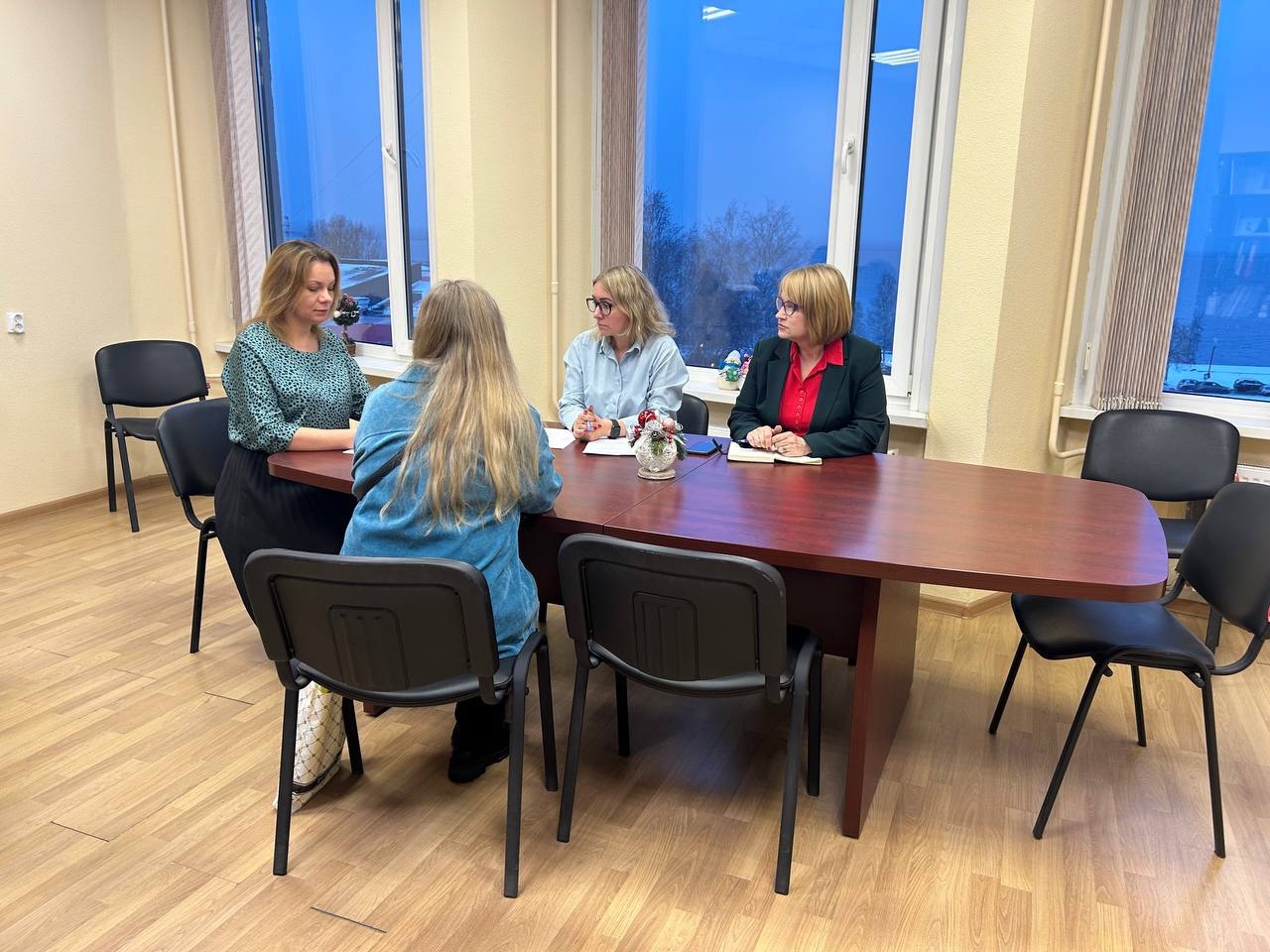 Недовольных зарплатой педагогов выслушали в администрации Петрозаводска