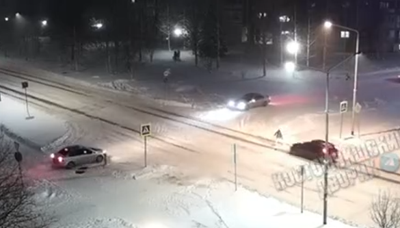 Пешехода сбили на пешеходном пешеходе в Костомукше