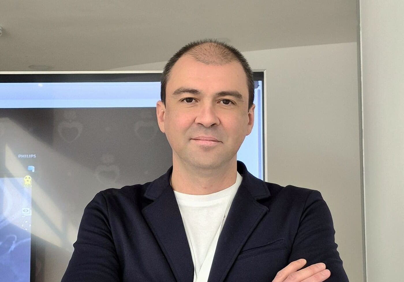 Пациентка поблагодарила за успешную операцию нейрохирурга Республиканской больницы