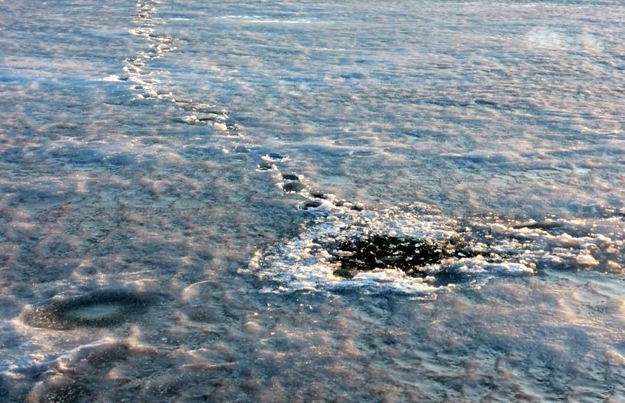 Мужчина провалился под лед в Пряжинском районе