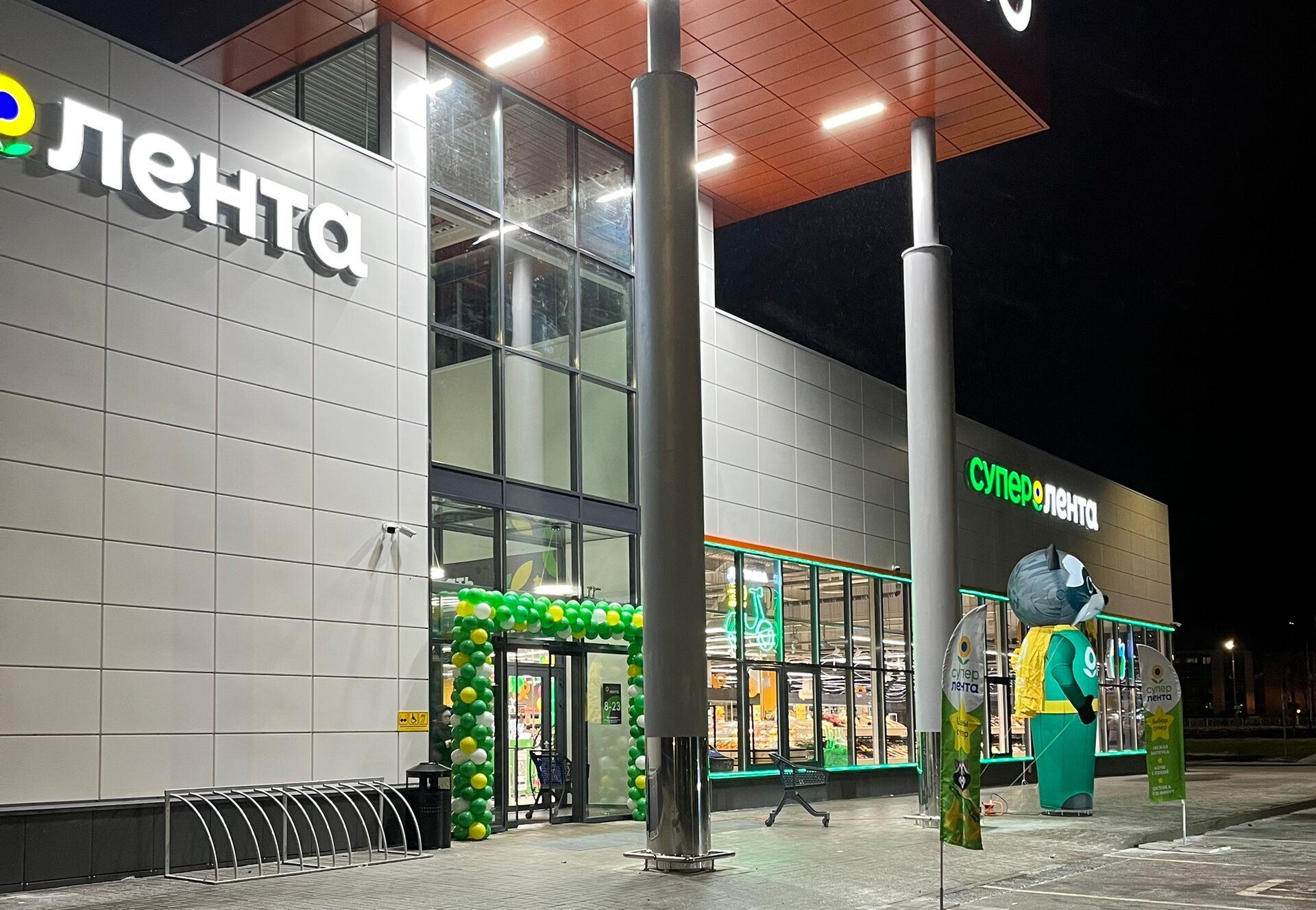 Популярный магазин оказался некруглосуточным в густонаселенном районе Петрозаводска