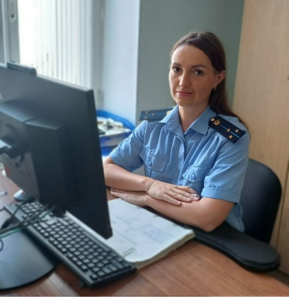 Приставы обязали злостную неплательщицу алиментов лечиться от алкоголизма