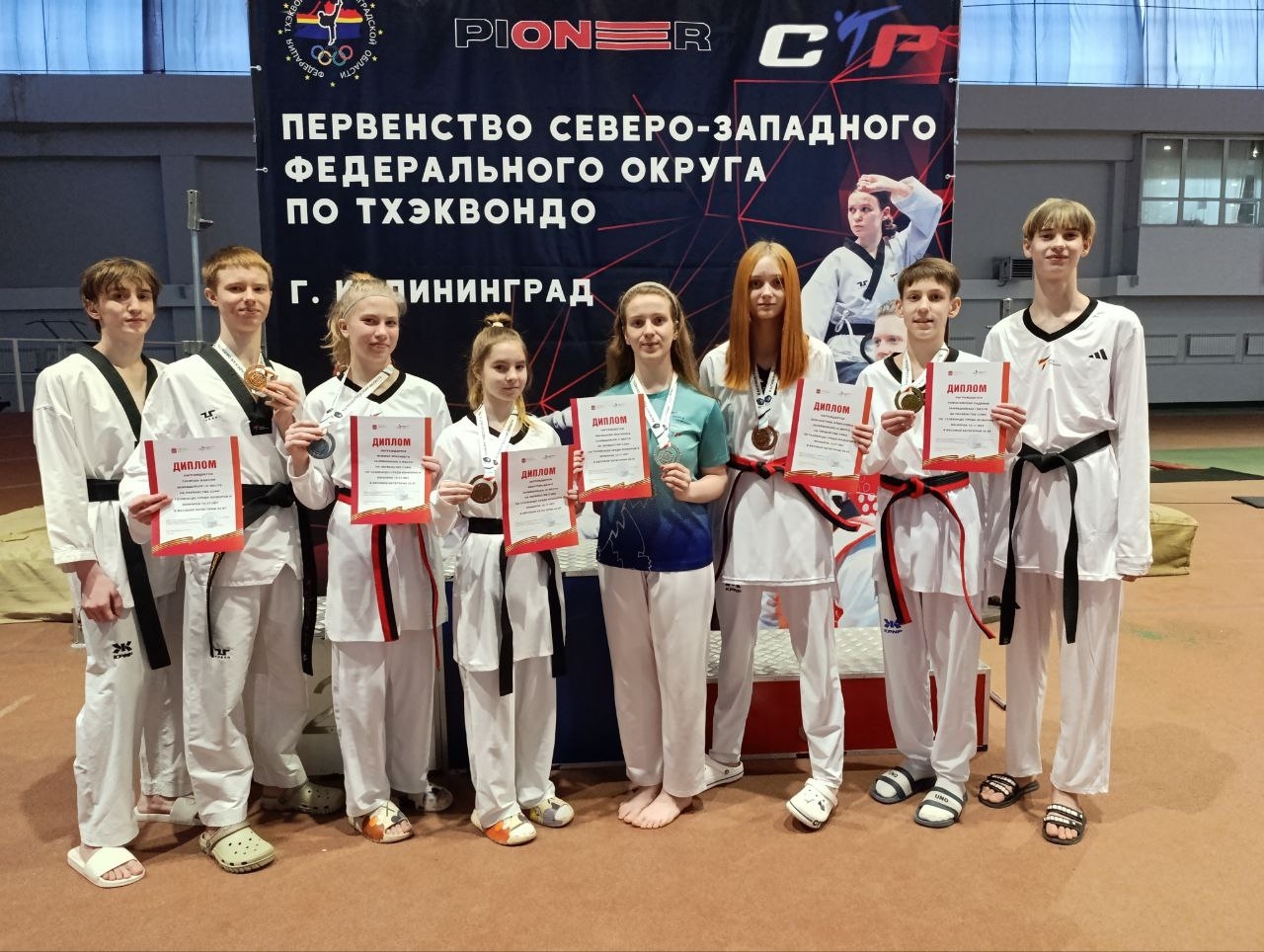 Тхэквондисты из Петрозаводска завоевали шесть медалей на Первенстве СЗФО