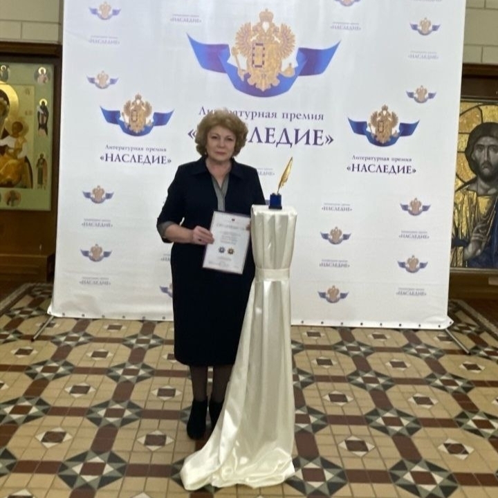 Терапевт из Кеми стала лауреатом литературной премии «Наследие»