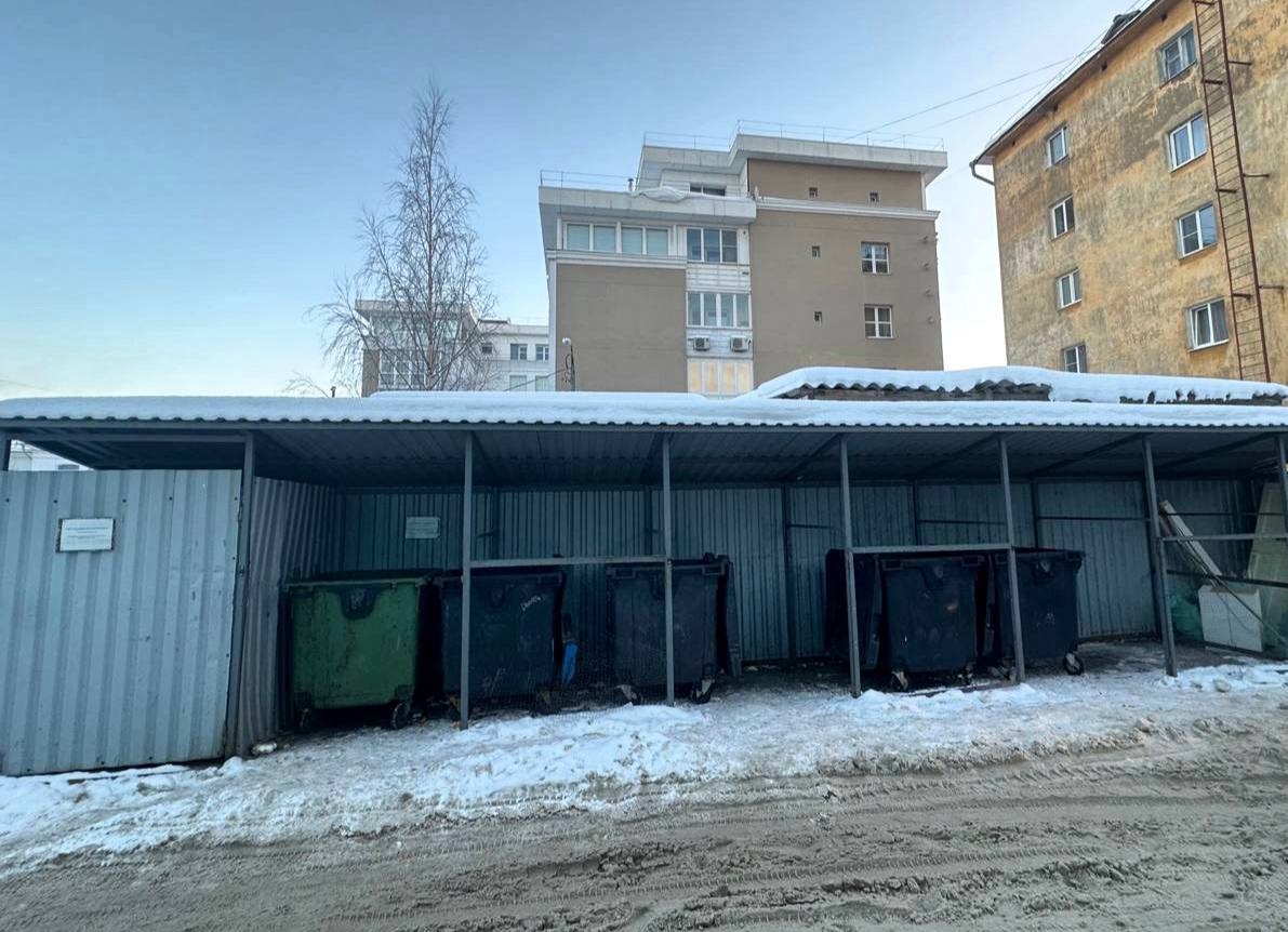 Глава Петрозаводска поручила ежедневно контролировать чистоту контейнерных площадок