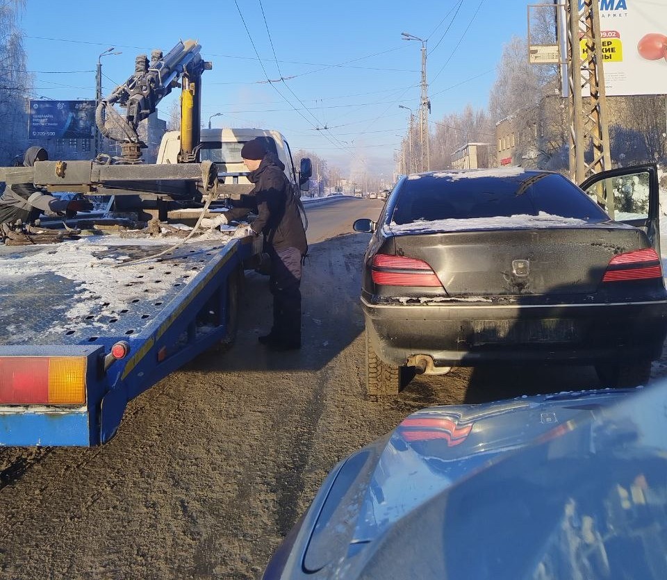 В центре Петрозаводска задержан автомобиль без регистрации и ОСАГО
