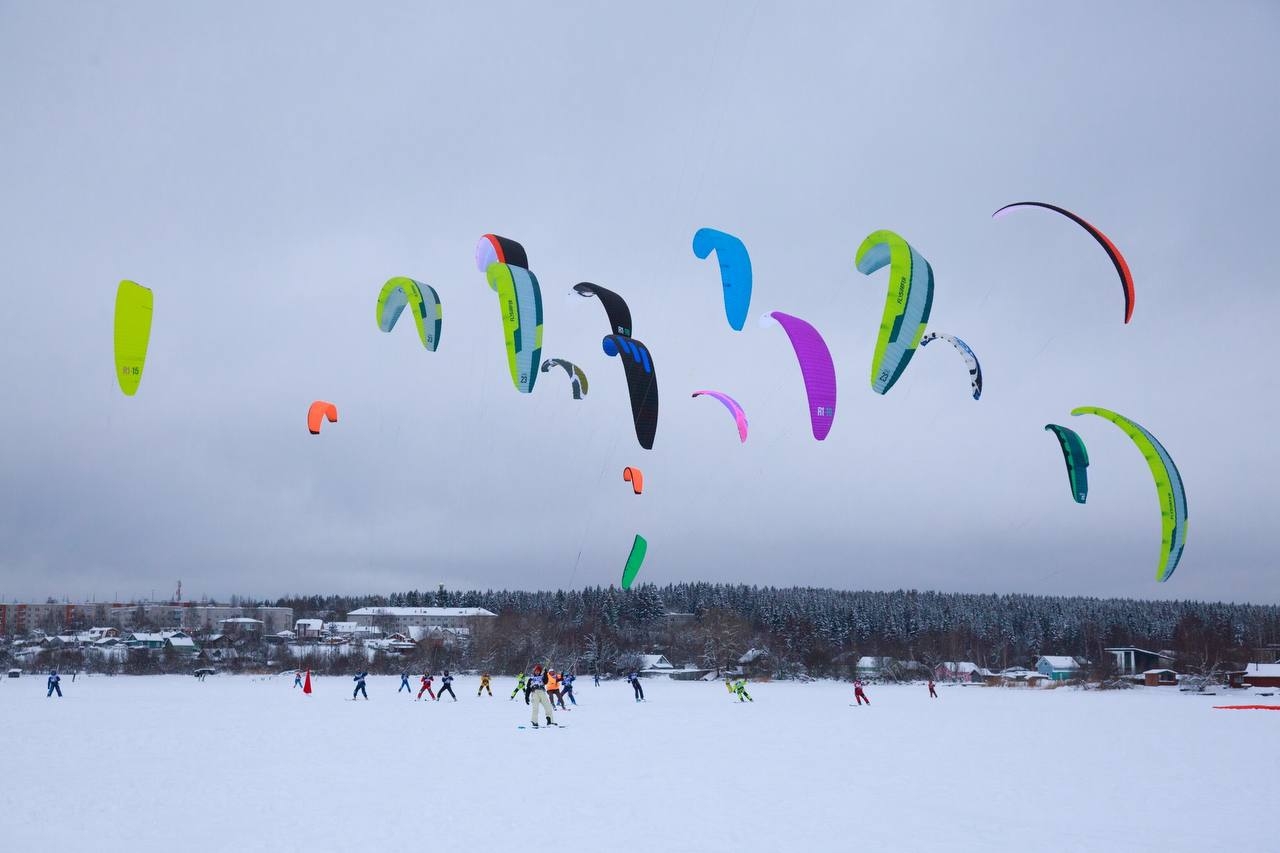 На Логмозере стартовал Кубок Карелии по зимнему кайтингу