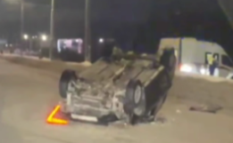 Иномарка легла на крышу после жуткого ДТП в Петрозаводске