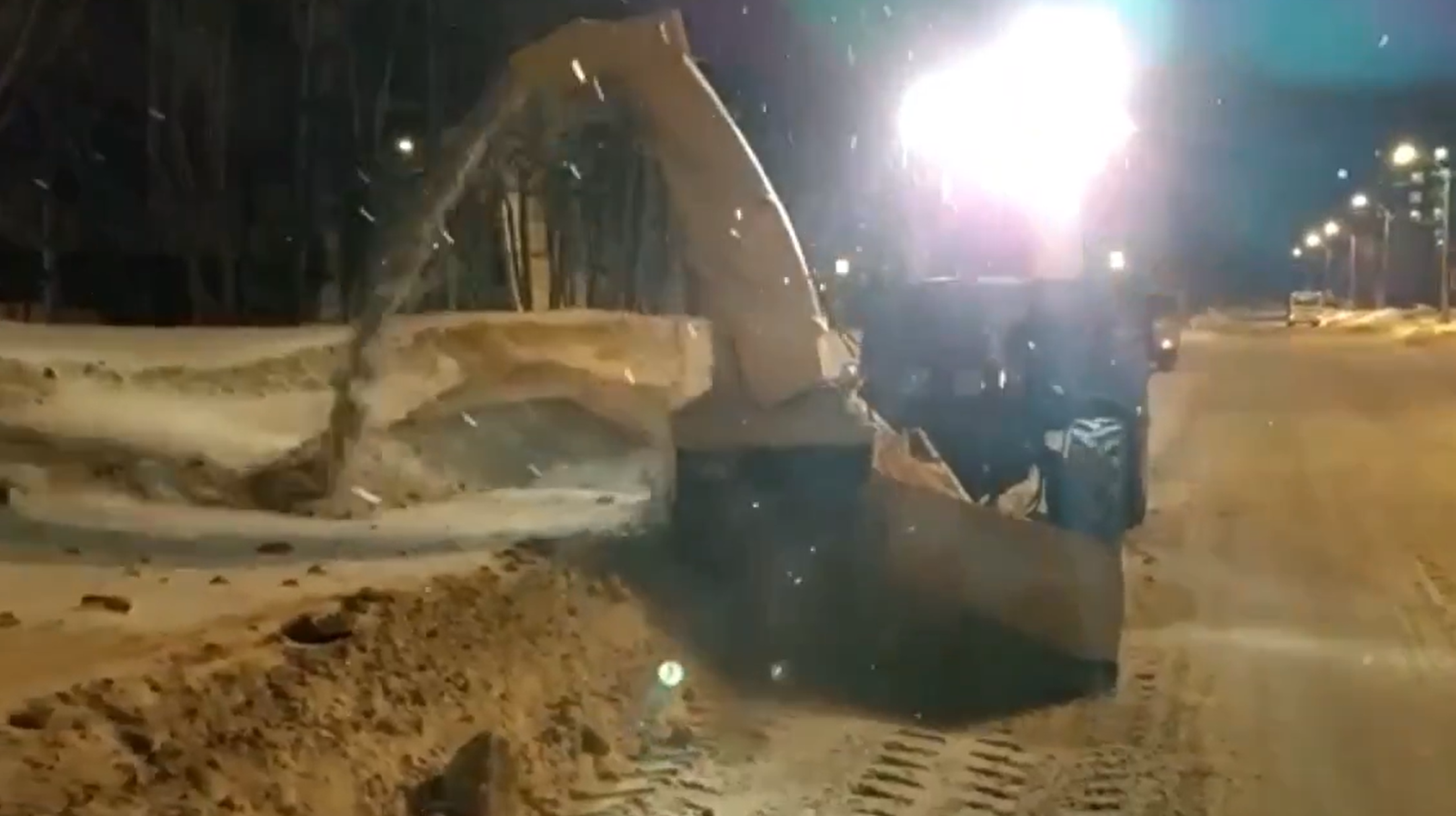Петрозаводчанин критикует неэффективную уборку снега