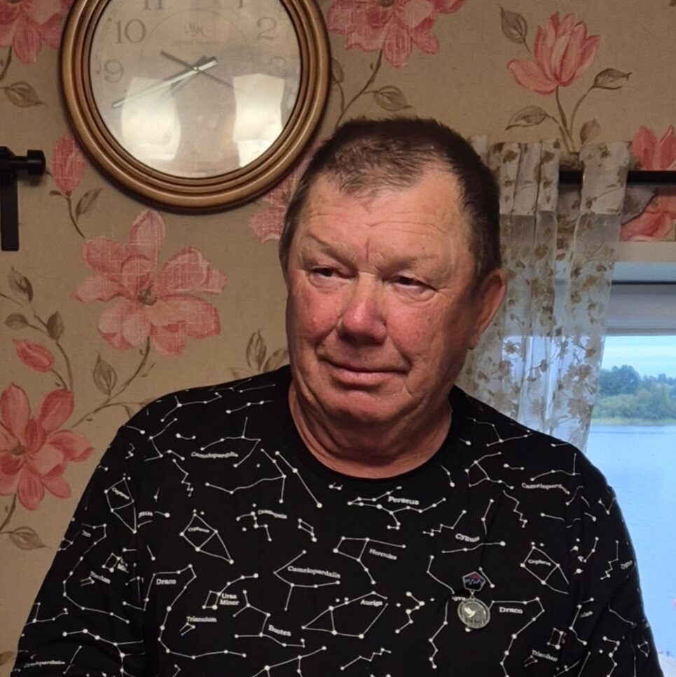 Родственники судоводителя, попавшего в аварию на воздушной подушке, попросили поддержать его добрыми словами