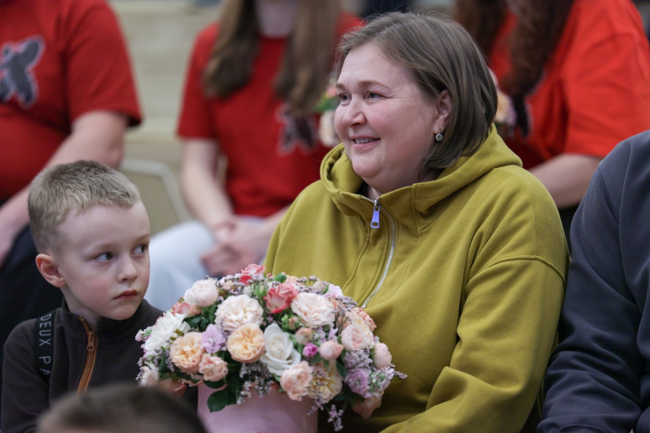 Пять многодетных семей из Карелии побывали в НЦ «Россия» по приглашению главы республики