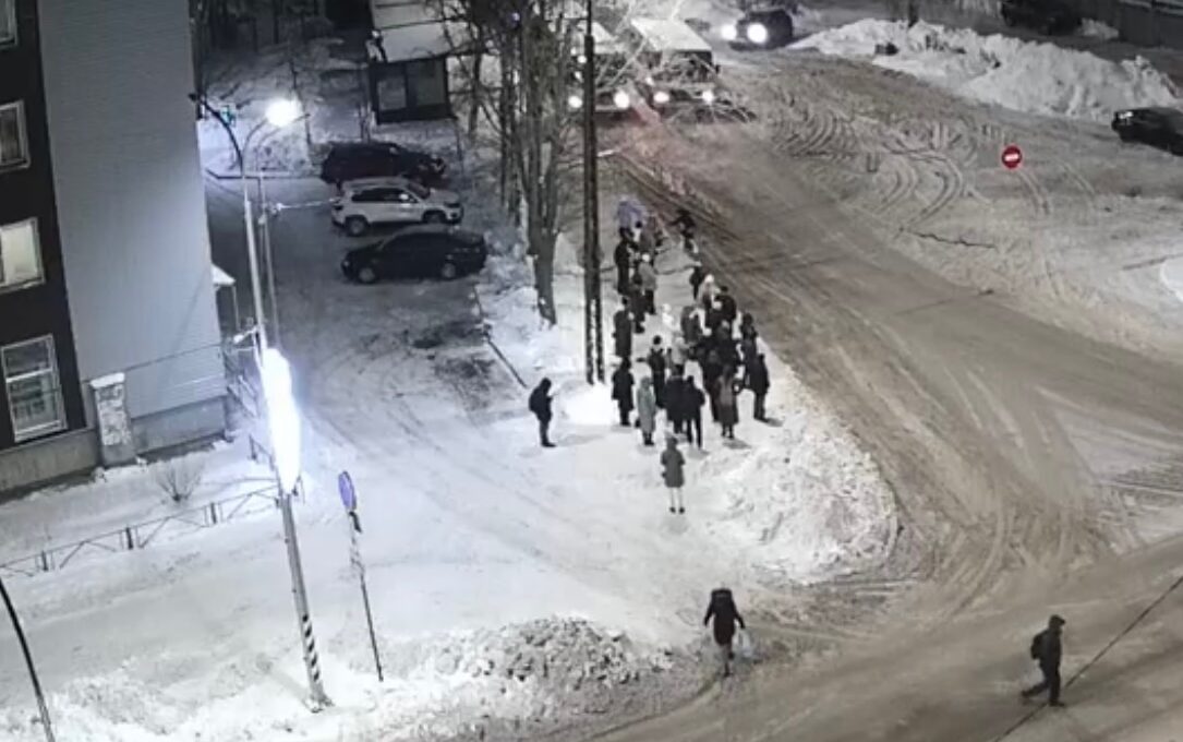 Жители спального района в Петрозаводске опаздывают на работу из-за маршруток