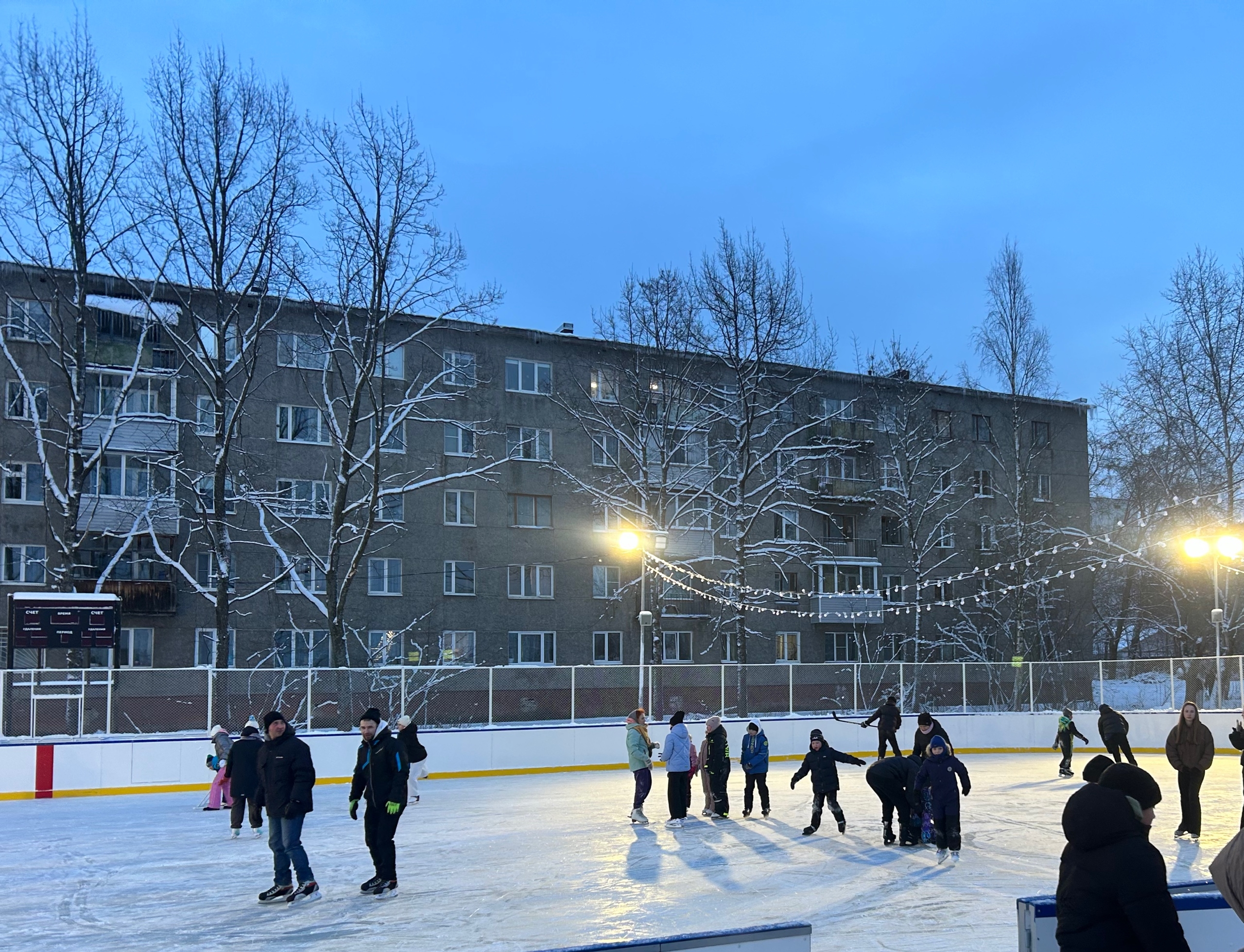 Ледовый каток открыли в Питкяранте