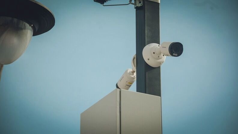 ИИ сливает всё о личной жизни россиян и его не опровергнуть, даже если это не так