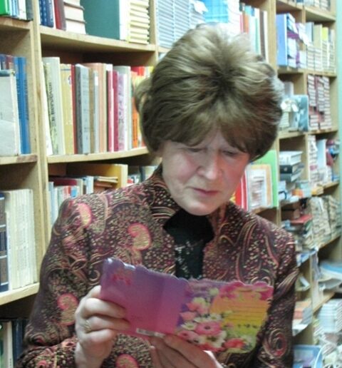 Радовала теплом и улыбкой: в Петрозаводске ушла из жизни любимый школьниками библиотекарь