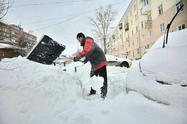 Предприимчивые жители Карелии придумали услугу «откопаю авто»