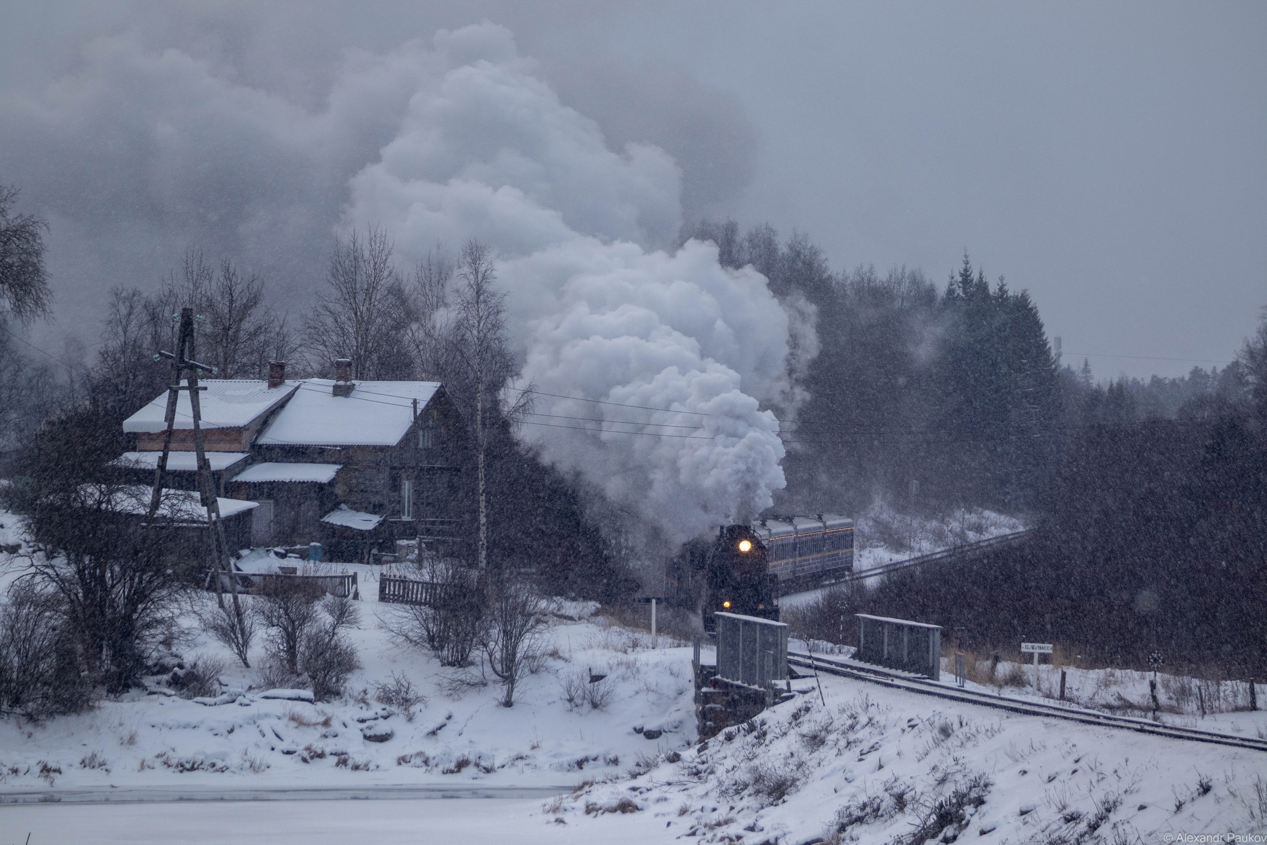 Гололедица осложнит ситуацию на дорогах в Карелии
