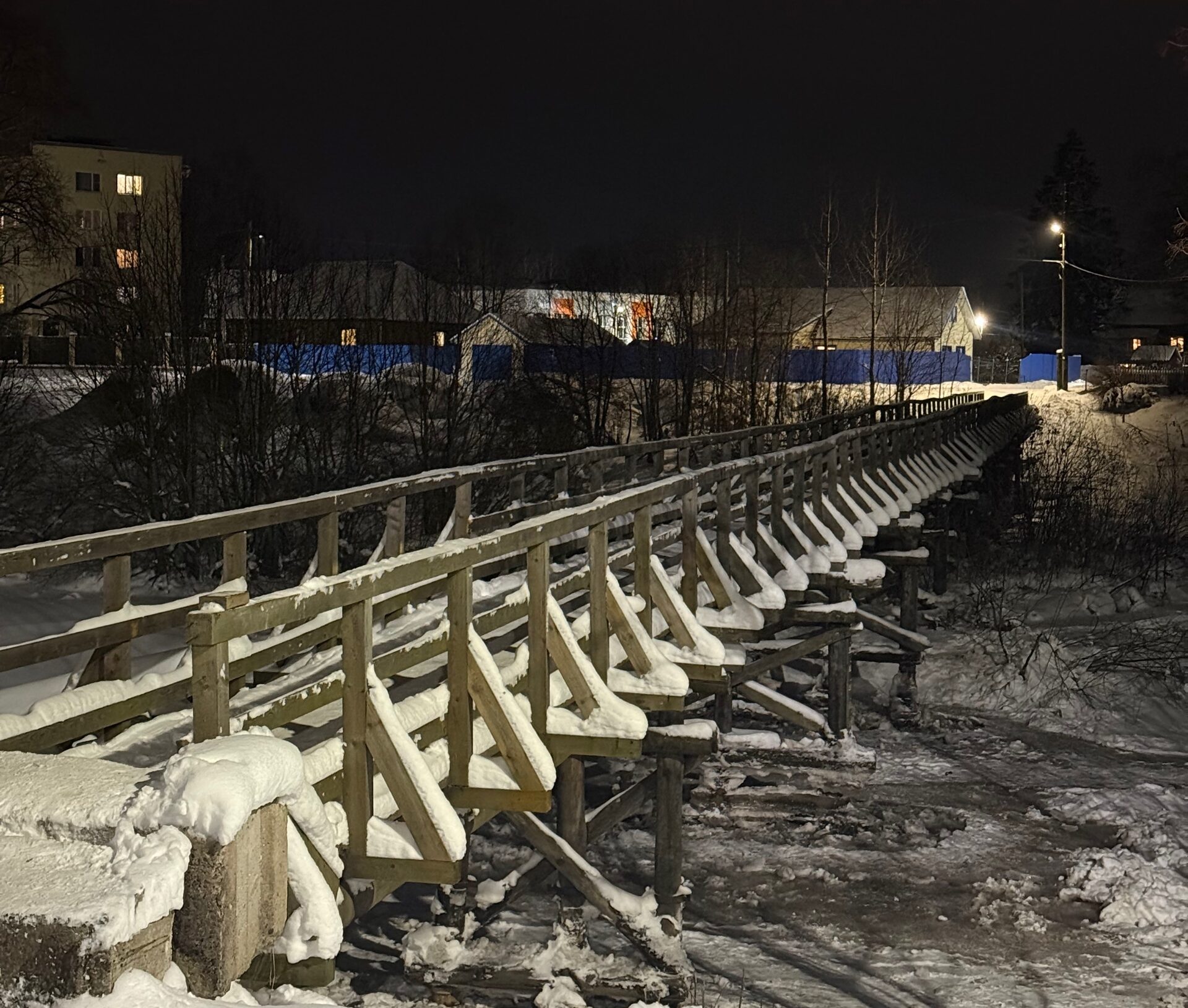 Больничный мост перекроют для пешеходов на время ремонта в Олонецком районе