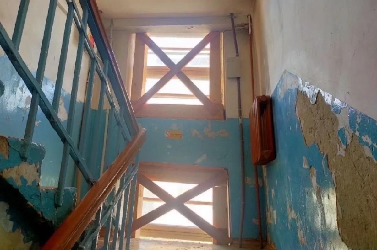 Многодетная семья в Кондопоге живет на съемных квартирах, ожидая переселения из аварийки