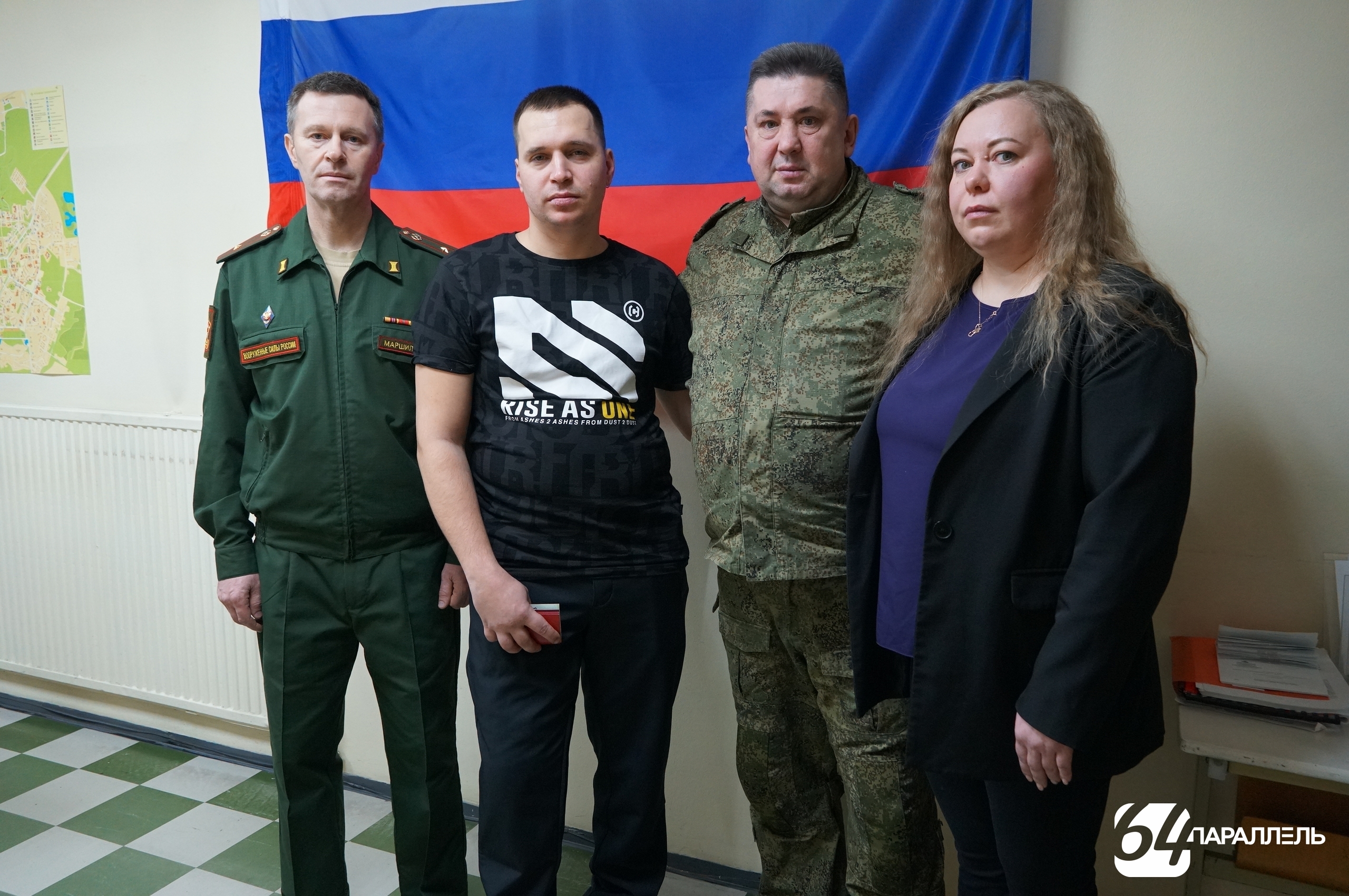 Участника СВО наградили сразу несколькими медалями в Костомукше