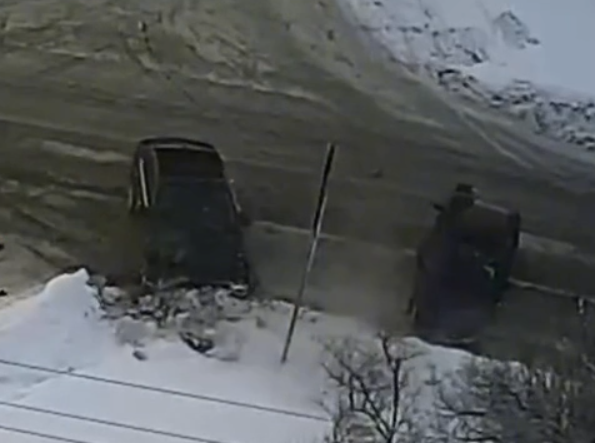 Две легковушки превратились в автохлам после столкновения в Петрозаводске