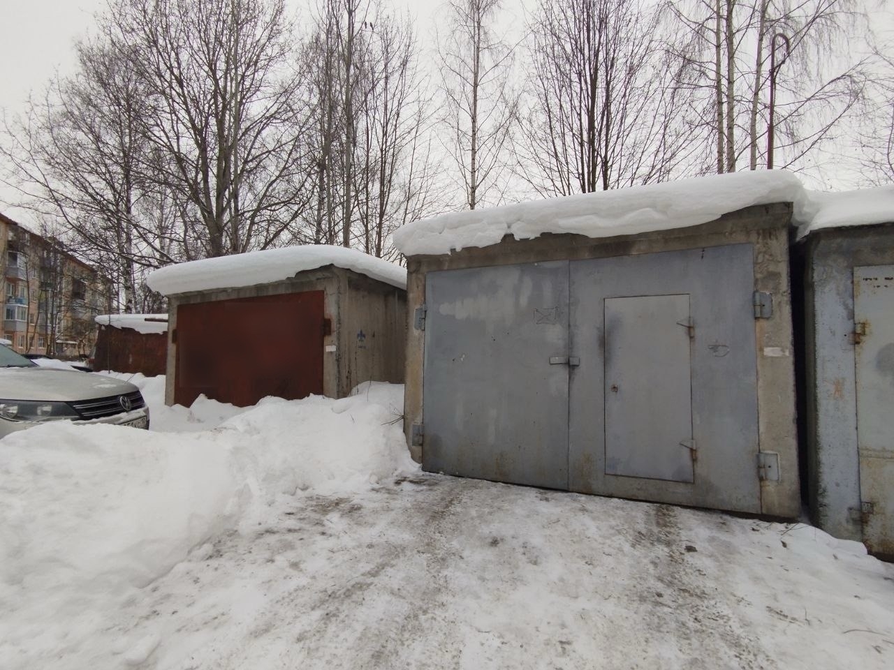 До 11 марта мэрия Петрозаводска потребовала убрать самовольные объекты у дома № 28А
