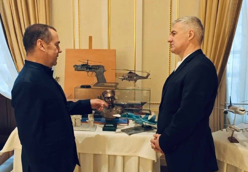 Глава Карелии встретился с Дмитрием Медведевым: от армейского корпуса до «Народной программы»