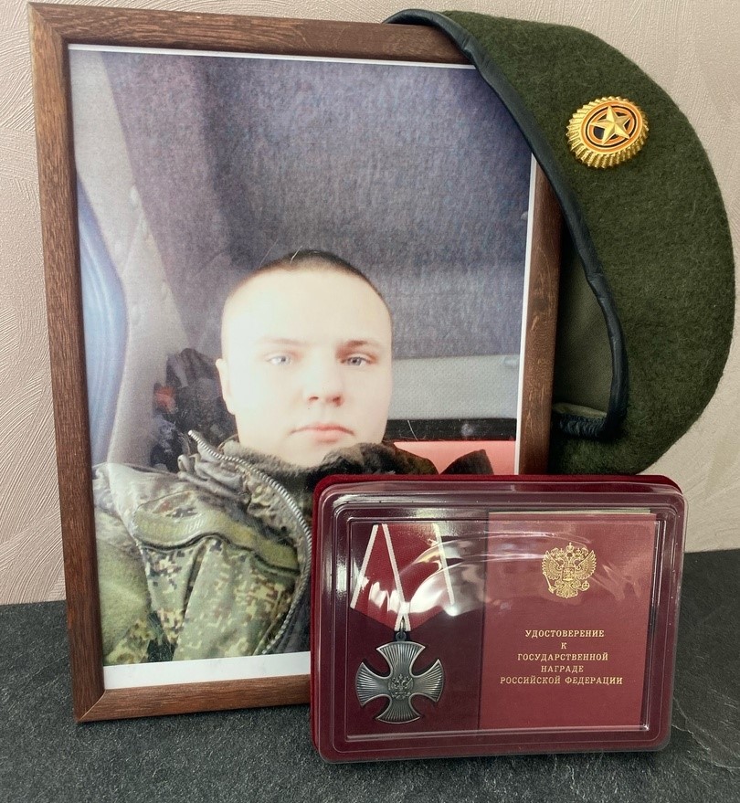 Эссойла собирает фотографии участников СВО для мемориальной экспозиции