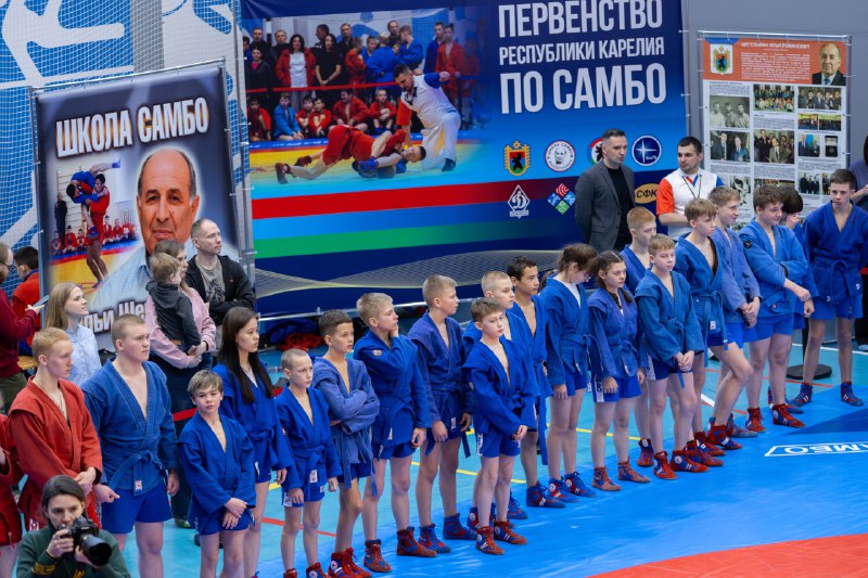 Артур Парфенчиков открыл Первенство Республики Карелия по самбо