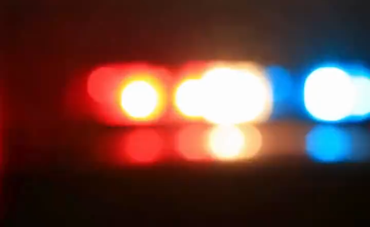 Семья с ребенком застряла на опасном участке дороги в Беломорском округе -  рядом оказались инспекторы ДПС