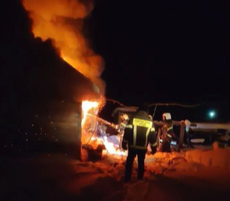 В поселке Чернореченский сгорела баня