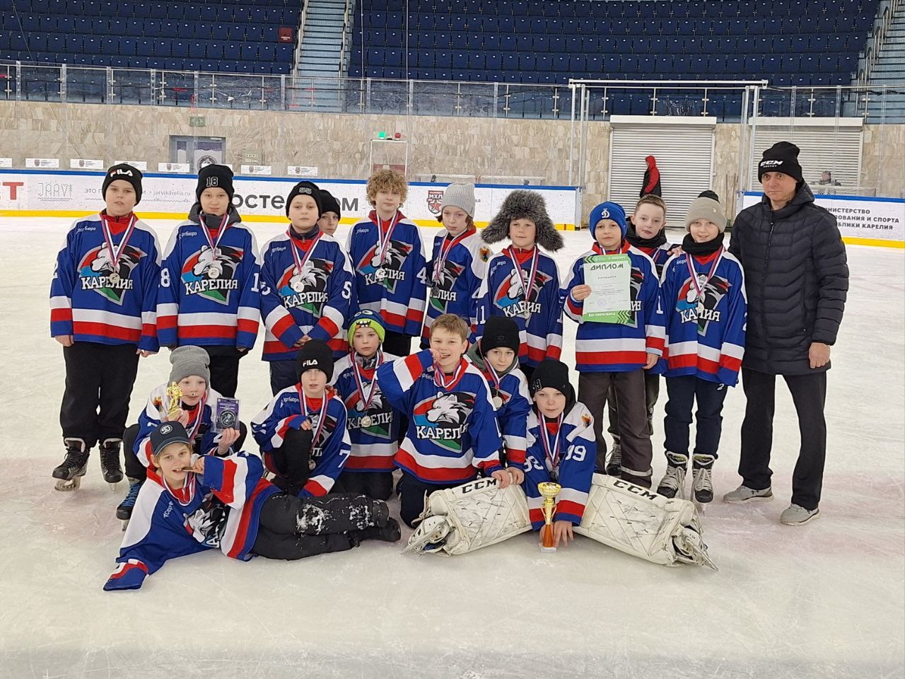 «Пульс» из Петрозаводска выиграл региональный этап «Золотой шайбы»