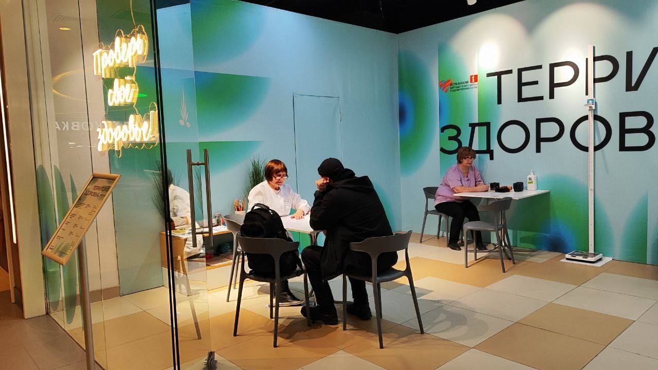 Охлопков пригласил жителей Карелии пройти обследования в «Лотос Plaza»