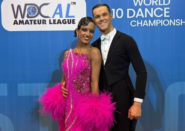 Дуэт танцевального клуба «Ритм» из Петрозаводска стал финалистом Чемпионата мира