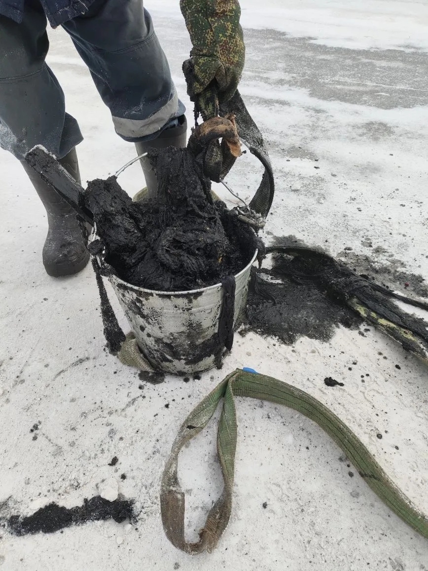 Скверные привычки жильцов привели к повторному засору канализации в одном из домов Кеми