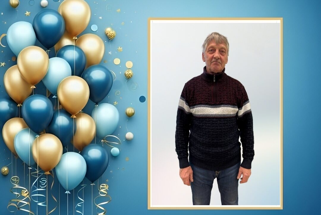 Порой жизнь зависит от того, кто за штурвалом: водитель амбулатории Медвежьегорского округа отмечает юбилей