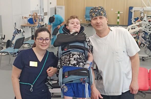 «Маленькие шаги, большие чувства»: Сева попробовал шоколад спустя восемь месяцев