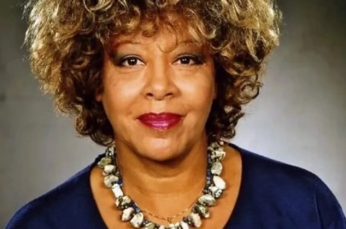 Умерла мулатка советского кино Людмила Солоденко