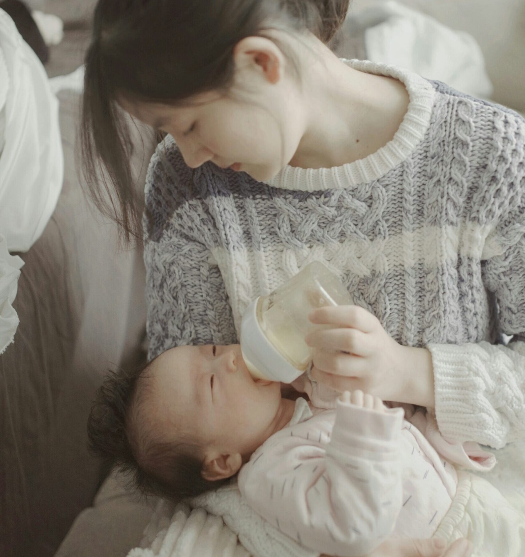 В Китае женщина родила пятерняшек весом от 870 граммов