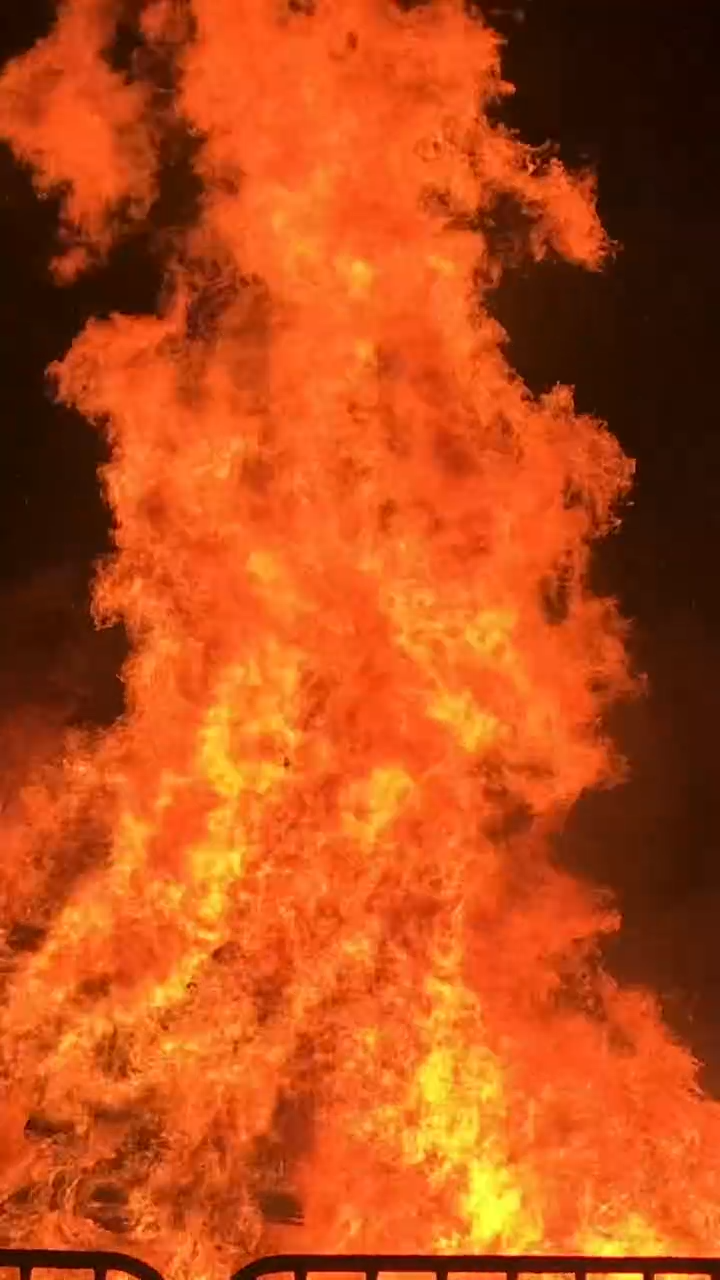 Жилой дом сгорел в поселке на севере Карелии