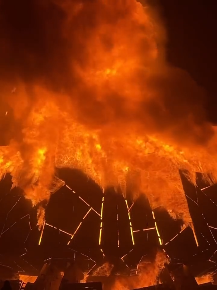 Дом сгорел ночью в Приладожье