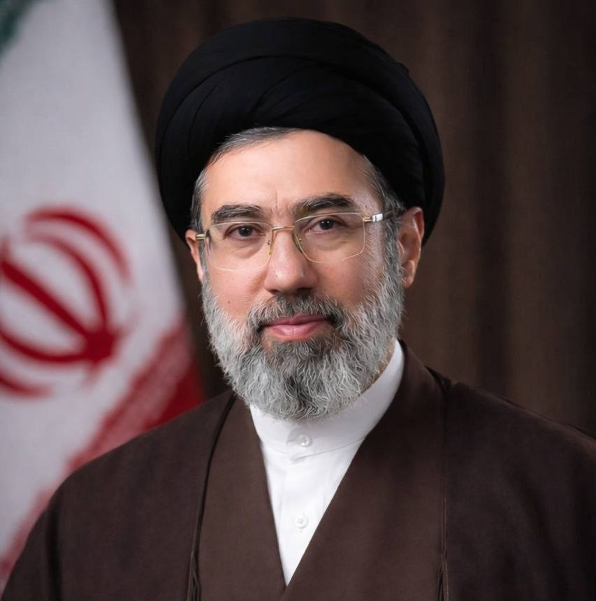 Кувейтские СМИ: Хаменеи доставили в Россию спецрейсом